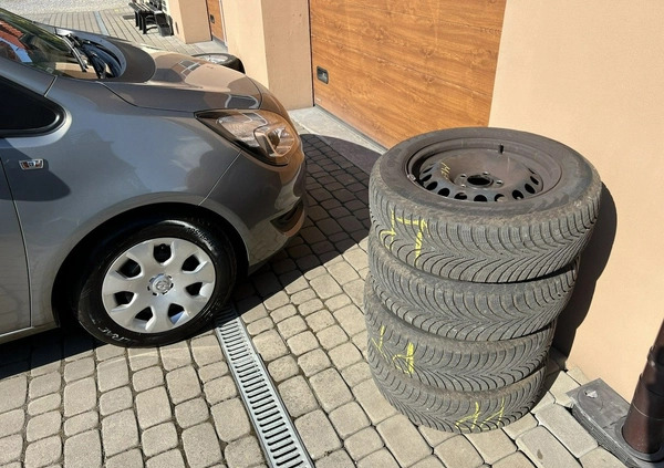 Opel Meriva cena 37900 przebieg: 123000, rok produkcji 2015 z Otwock małe 211